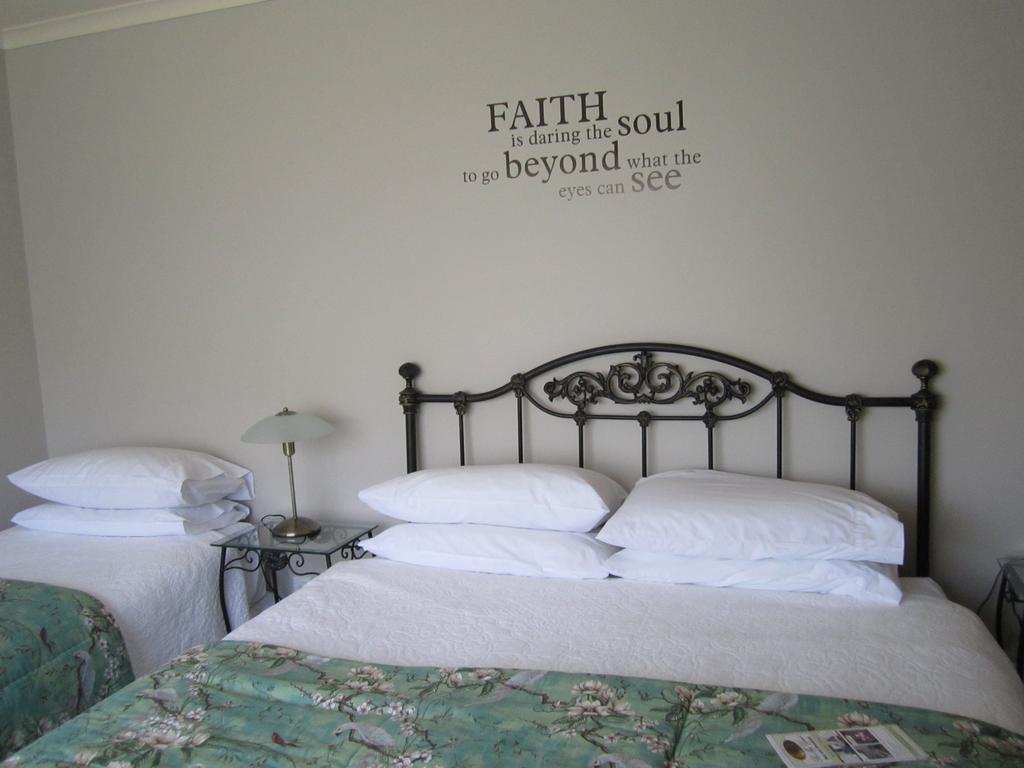 Be My Guest Bed & Breakfast Ню Плимут Стая снимка